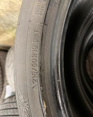 Pneumatici invernali 215/50 r19 toyo