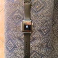 Vend Apple Watch se 44 millimetri