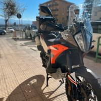 KTM 890 adventure