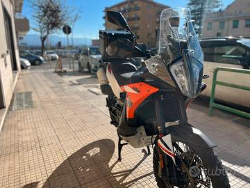 KTM 890 adventure