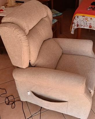 Poltrona reclinabile 180°
