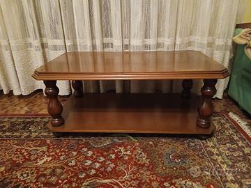 tavolino basso in legno