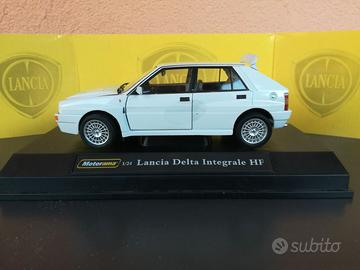 MODELLO AUTO LANCIA DELTA HF EVO  WHITE NO BURAGO