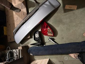 Pezzi ricambio toyota rav