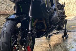 Kawasaki z750 2010