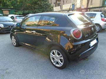 ALFA ROMEO MiTo'12 1.3 jtdm-2 BlackLine Collection