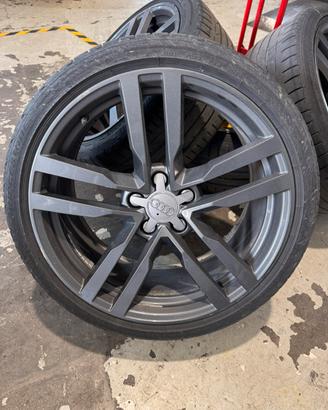 Cerchi e gomme 19” audi originali