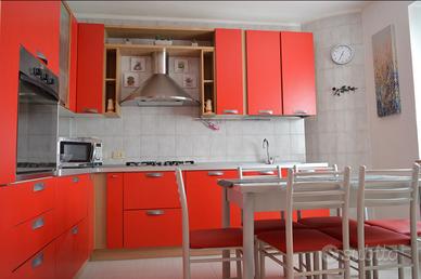 Disponibile n.2 stanze con BAGNO USO privato