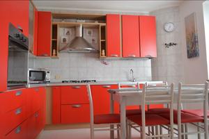 Disponibile n.2 stanze con BAGNO USO privato