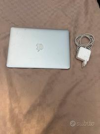 Apple MacBook Air 13" A1466