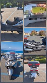 VENDOSI SCOOTER SUZUCHI BURGMAN650
