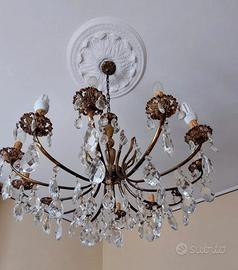 lampadario di cristallo 