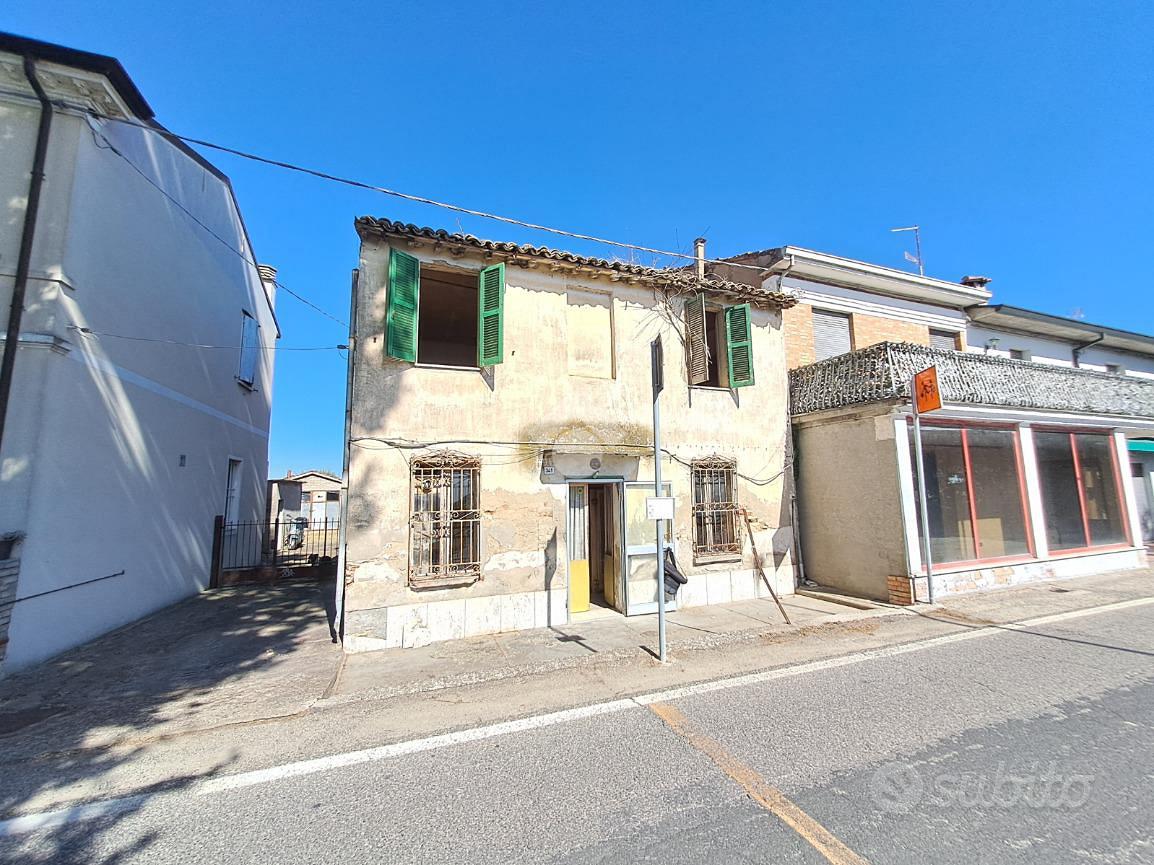 CASA SEMINDIPENDENTE A RAVENNA
