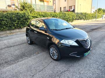 Lancia Ypsilon 2013 Benzina Metano 