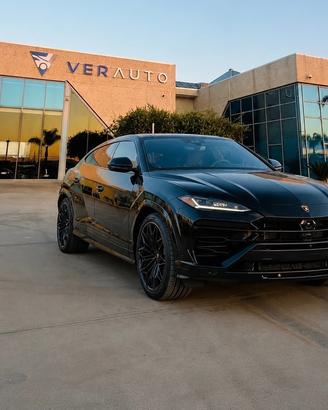 Lamborghini Urus 4.0 620CV V8 phev SE - possibilit