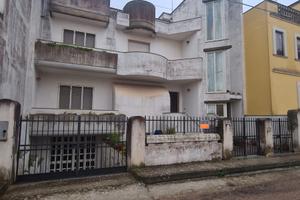 Casa indipendente di recente costruzione