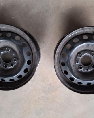 2 CERCHI CERCHIONI MONTATI SU FIAT PANDA GOMME R13