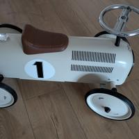 Automobile cavalcabile Vilac