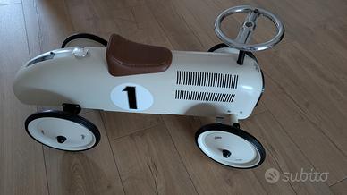 Automobile cavalcabile Vilac