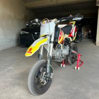 Pit bike kayo 140 anche con gomme da cross