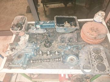 Ricambi motore KUBOTA D722 E