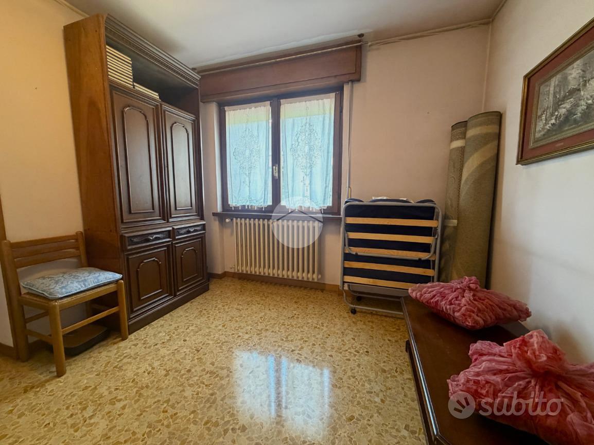House in Monasterolo del Castello, Legner - Vista 4