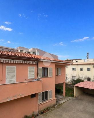 4 LOCALI A OLBIA