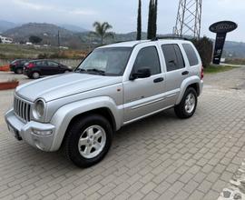 Jeep Cherokee 2.8 CRD Limited gancio traino