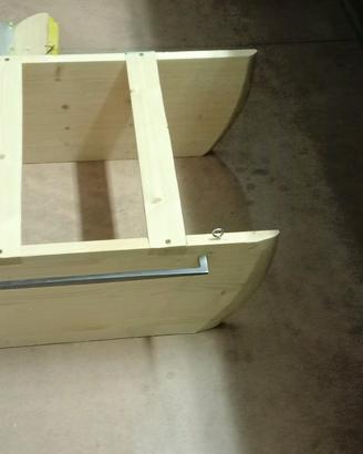 BARCHINO DIVERGENTE AUTOCOSTRUITO 