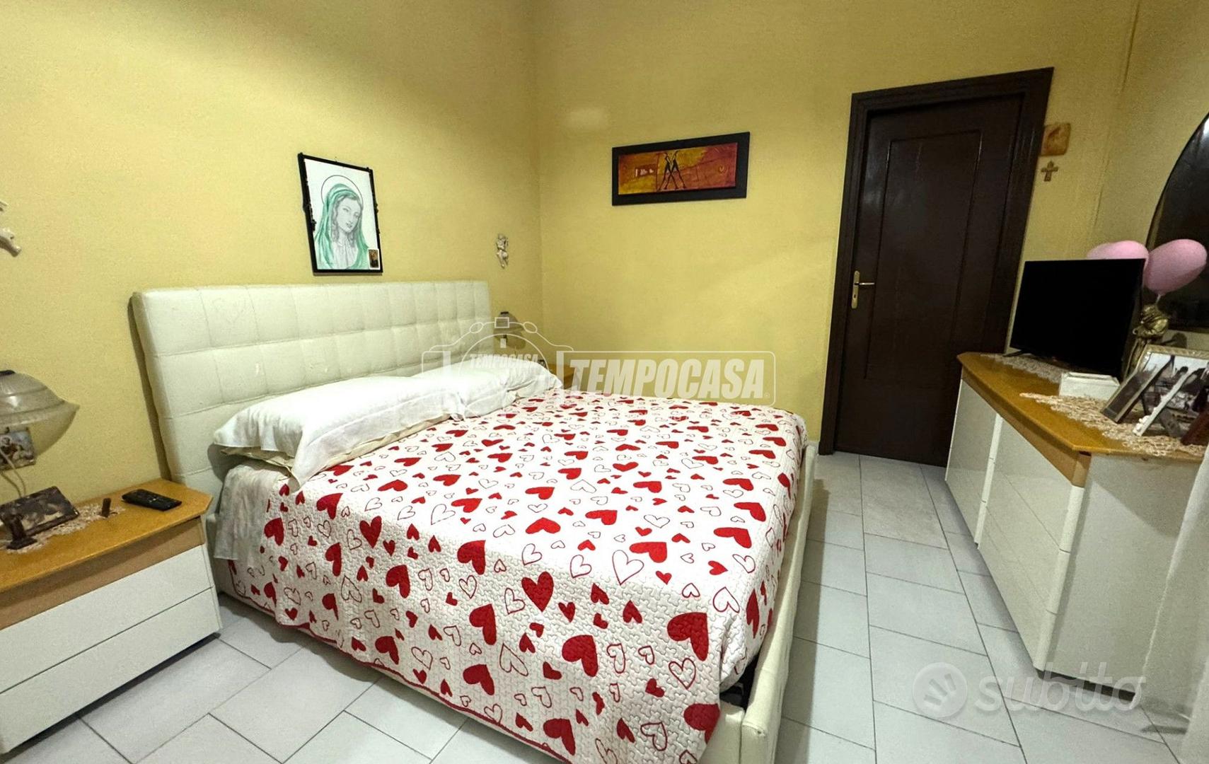 Apartment in Napoli, Rione Cavalleggeri Aosta, Municipalità 10 - Altro