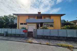 appartamento monocamera con giardino privato, g...