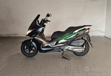 kawasaki j 300 ABS 29000 km.