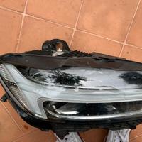 Volvo xc 60 faro destro
