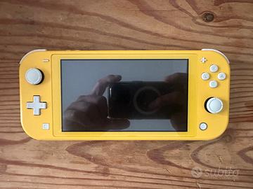 Nintendo Switch Lite gialla