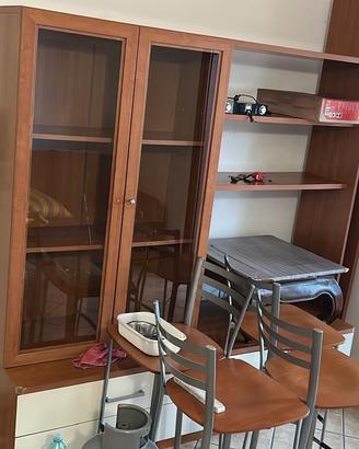 cucina + parete attrezzata