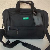 Borsa valigetta Benetton da viaggio nera