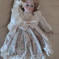 Bambola vintage porcellana da collezione 