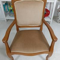 Poltrona in vero legno lucido