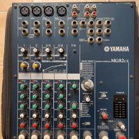 Mixer Yamaha MG82CX