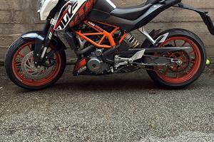 Ktm duke 390