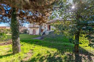 BIFAMILIARE A RESCALDINA