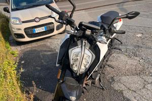 KTM Duke 390