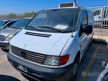 Mercedez benz Vito