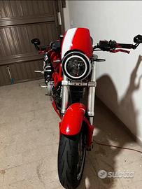 Ducati monster S2R 800