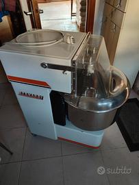 impastatrice e forno