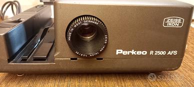 Zeiss perché 2500 afs per dia 35mm