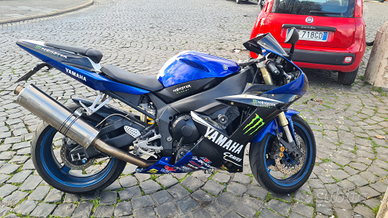 Yamaha yzf R1 2002