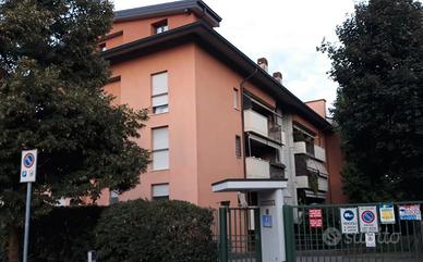 Posto letto con posto auto a San donato M3