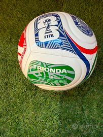 Pallone dei mondiali 2026