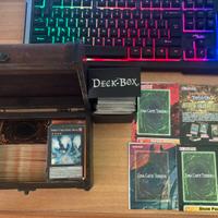 Lotto Carte Yu-Gi-Oh! + Campi da gioco e Deck-Box